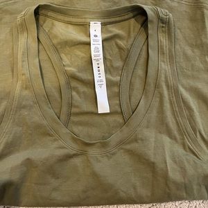 Lululemon olive green tank New- never worn size 4